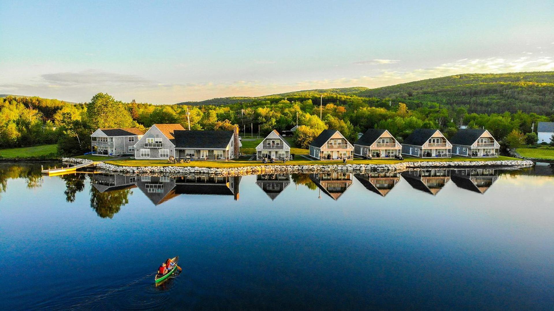 Keltic Quay Cottages & Bayfront Lodge Whycocomagh Exterior foto
